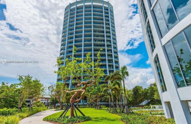 2831 S Bayshore Dr photos photos