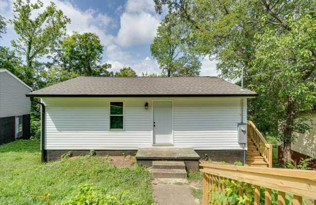 Charming 2-Bedroom Home in Chattanooga – $1,350/month photos photos