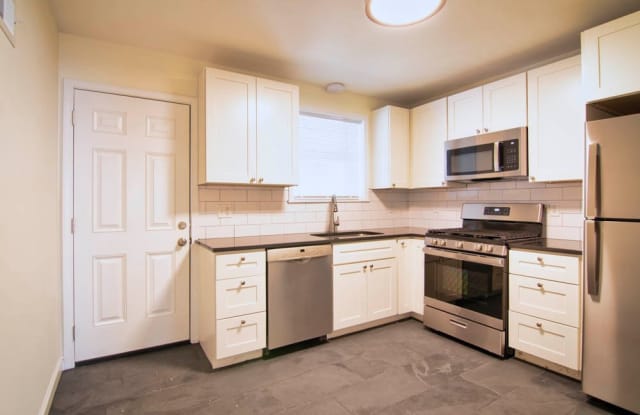 7042 Corbitt Avenue photos photos