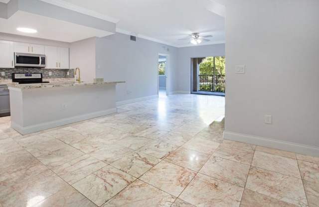 5860 W Sample Road 204, Coral Springs, FL 33063 Gallery 3