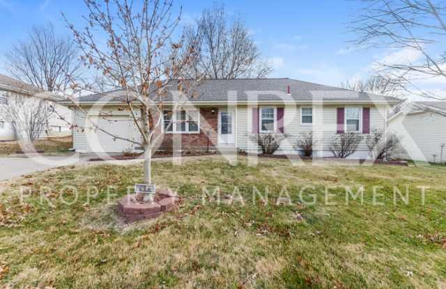 8739 Everett Street - 8739 Everett Avenue, Kansas City, MO 64138