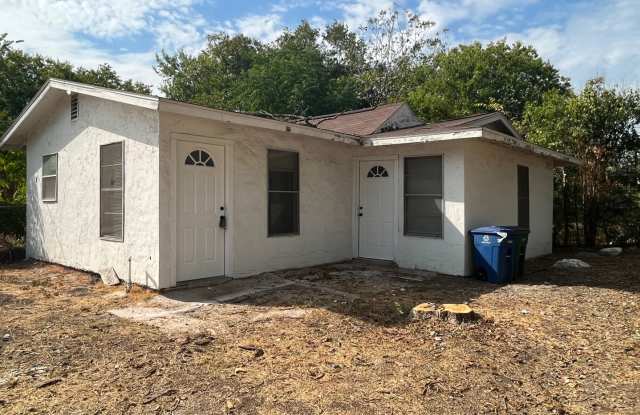 3723 W. Martin St., San Antonio, TX. 78207 - 3723 West Martin Street, San Antonio, TX 78207