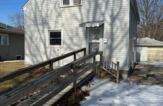 3 Bedroom 2 Bathroom Home photos photos