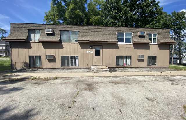 2055 5th Avenue - 3 photos photos