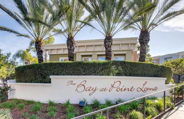 Beautiful and Modern Townhome in The Bay at Point Loma Condominiums - 3136 Trinity Bay Place, San Diego, CA 92110