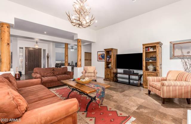 5872 E RED DOG Drive photos photos