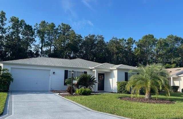 1323 BALLESTEROS DRIVE - 1323 Ballesteros Drive, The Villages, FL 32162