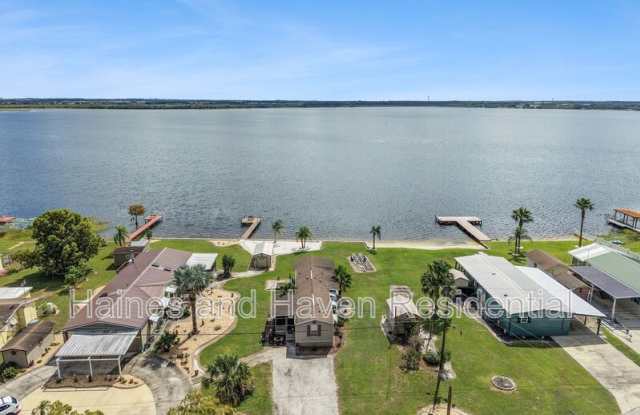 3208 Lakeview Dr Gallery 2