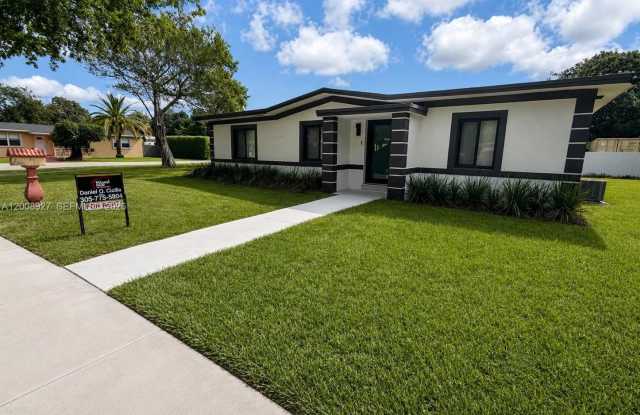 13885 NW 5th Ave photos photos