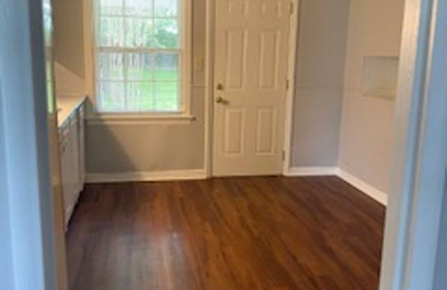 Cute 2BR Bungalow photos photos