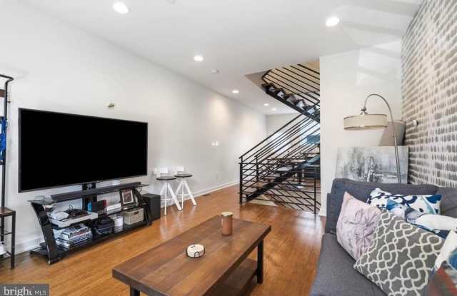 2709 CAMBRIDGE STREET Gallery 4
