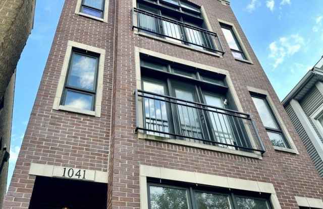 1041 W Grace Street photos photos