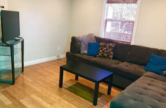 11576 Kittridge St - 11576 Kittridge Street, Los Angeles, CA 91606