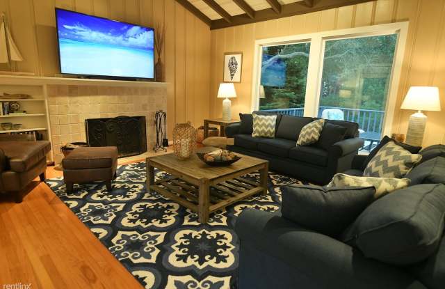 3824 Pebble Beach® Getaway Gallery 3