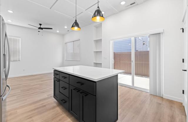 4113 Saylor Lane A Gallery 4