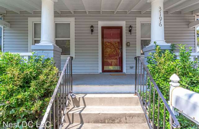 3196 18th St NE Gallery 2