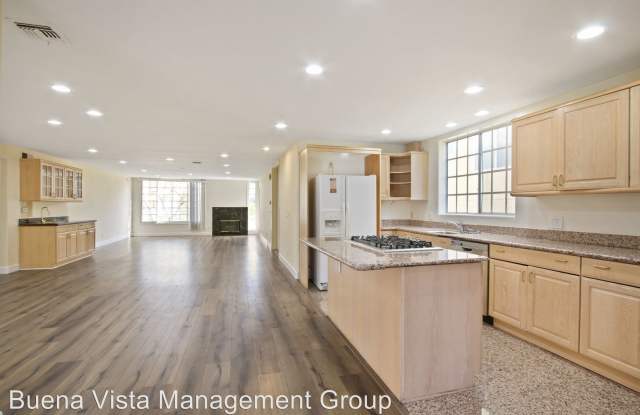 12019 Rochester Ave Apt 2 - 12019 Rochester Avenue, Los Angeles, CA 90025