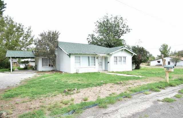 207 E Stockton Ave photos photos