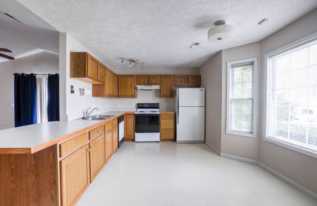 115 White Pine Drive - ADuplex Lot 19 Apartment B Gallery 4