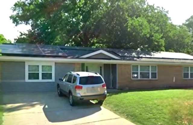 1005 Idlewood Avenue photos photos