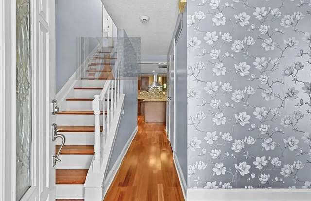 4608 Rosemear Court Gallery 3