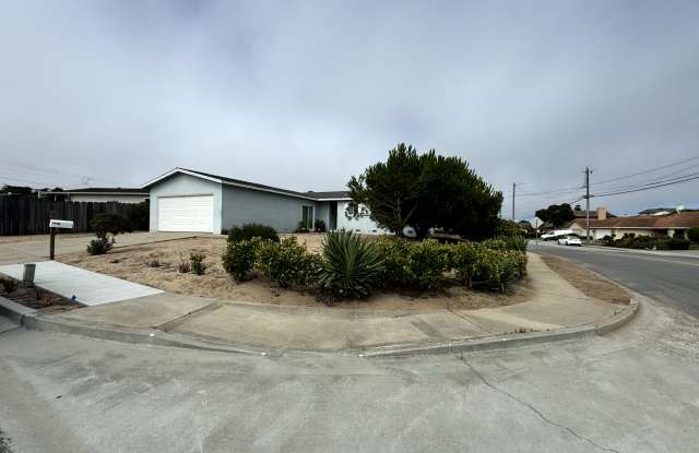 487 Larson Ct Gallery 1
