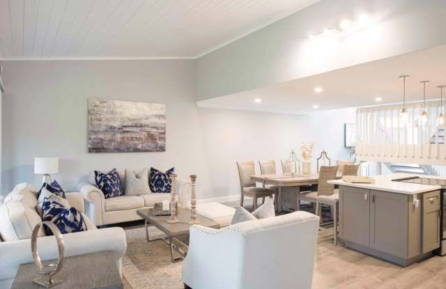 129 OLD MEADOW Way Gallery 2
