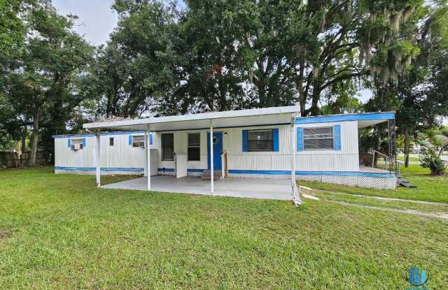 CUTE and AFFORDABLE 2 Bedroom, 1 Bathroom Mobile Home available immediately! - 3334 North Florida Avenue, Lakeland, FL 33805 CUTE and AFFORDABLE 2 Bedroom, 1 Bathroom Mobile Home available immediately! - 3334 North Florida Avenue, Lakeland, FL 33805