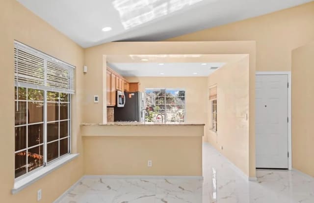 38802 Litchfield Cir Gallery 4