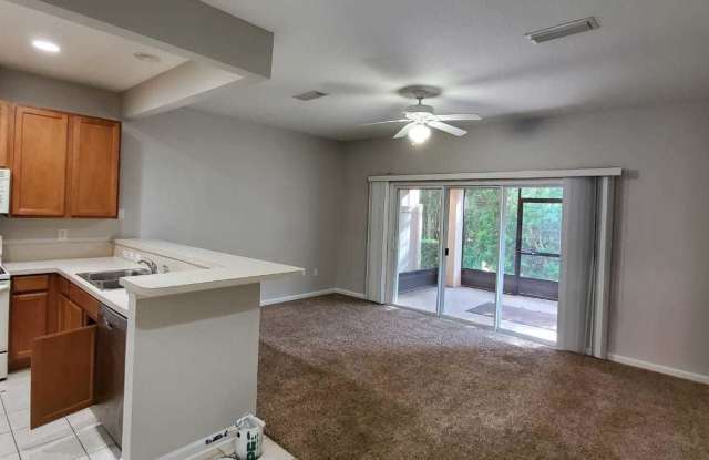5925 PAVILION DR Gallery 2