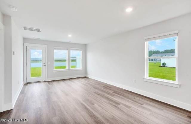 4348 Majesty Drive Gallery 4