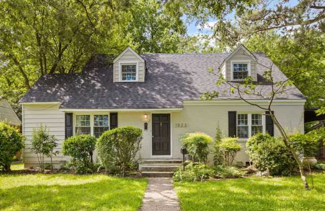 1023 Manchester Ave photos photos