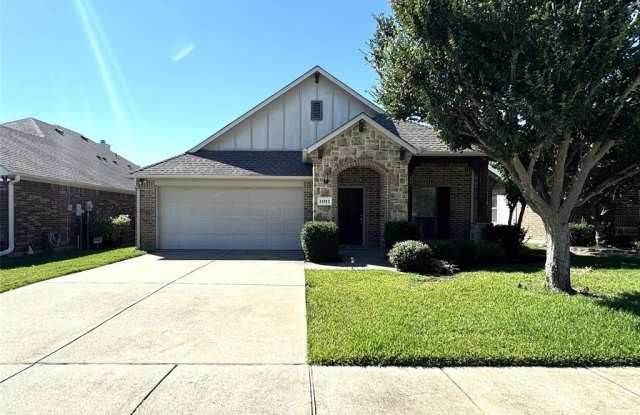 11812 Summer Springs Drive - 11812 Summer Springs Drive, Denton County, TX 75036
