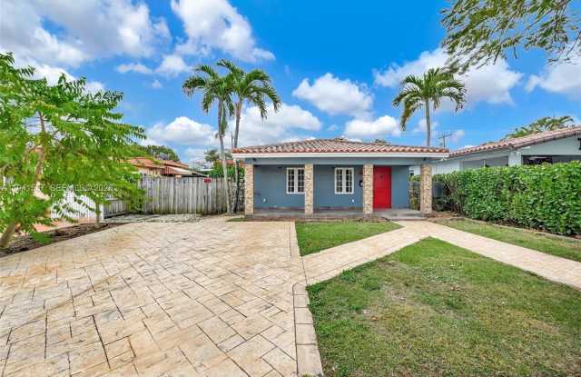 6560 SW 39th St photos photos