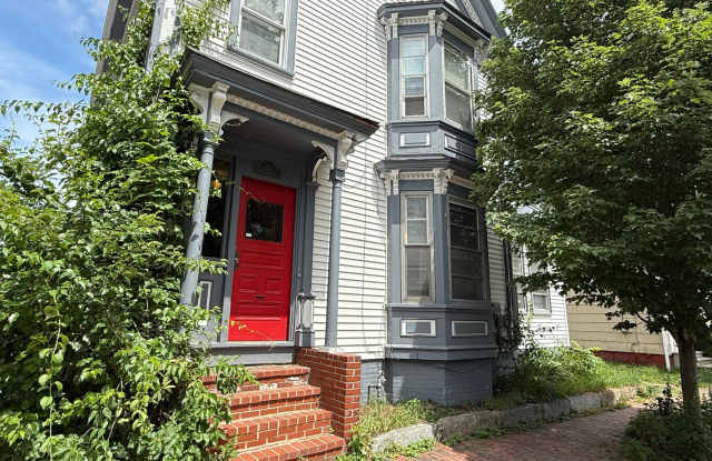 33 O'Brion St. photos photos