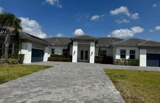 2010 Meadows Drive - 2010 Meadows Drive, Davie, FL 33324