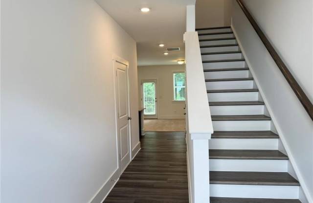 1682 Hannah Terrace NW Gallery 2