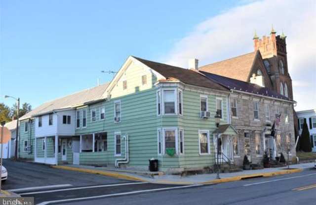 401 W MAIN STREET Gallery 2