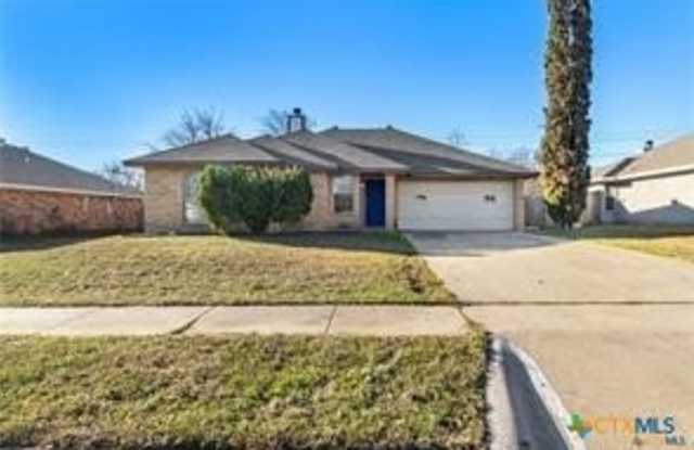 2504 Coach Drive photos photos