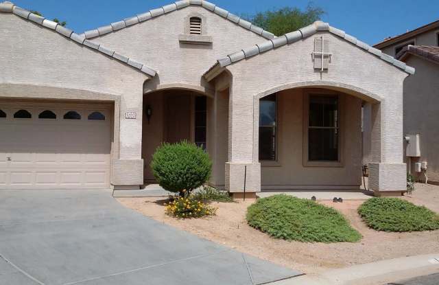 BEAUTIFUL CORNER LOT HOME WITH LARGE ROOMS - 1332 South Providence Circle, Mesa, AZ 85209
