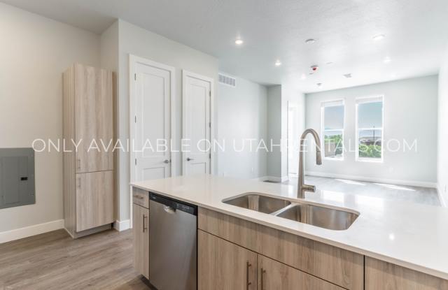 7555 S Main St photos photos