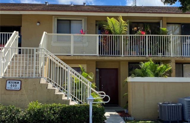 440 NW 214th St - 440 Northwest 214th Street, Miami Gardens, FL 33169