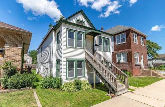 2604 Schrage Avenue Gallery 2