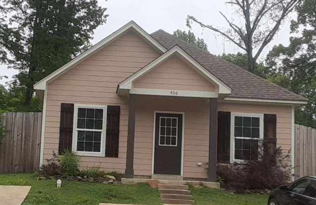 4 BD/4 BA photos photos