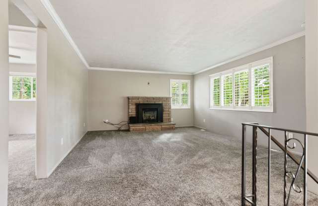 Beautiful Spokane Valley Home on Oversized Lot Gallery 4