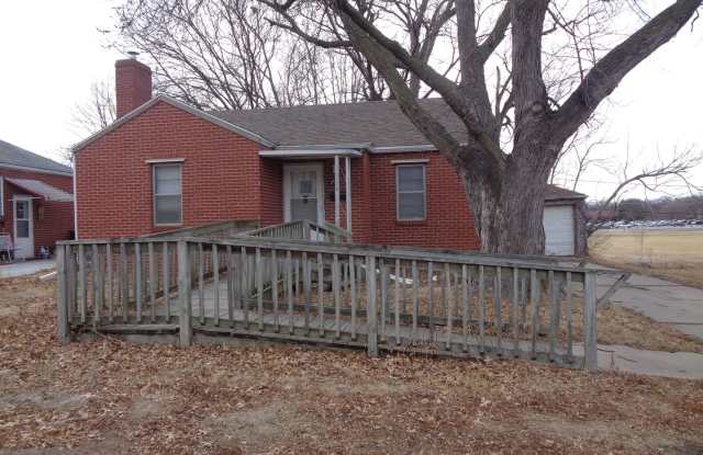 2925 S 40th St. photos photos