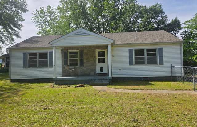 Home Sweet Home: Cozy Charm Meets Big Space in This 3-Bedroom Gem! photos photos