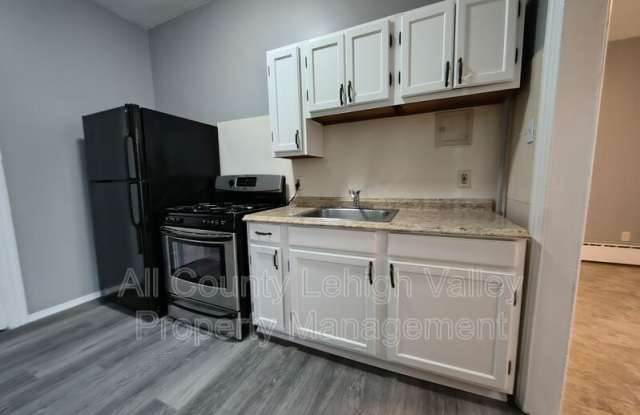 417 N 9th St photos photos