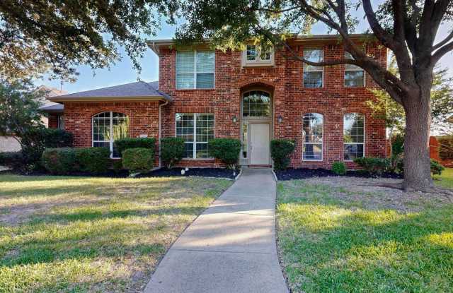 Spacious  Stylish Home in Quail Run-North Rockwall, next to Caruth Lake, Hike and Biking Trails - 1423 Red Wolf Drive, Rockwall, TX 75087