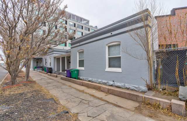 3702 Walnut St Gallery 2